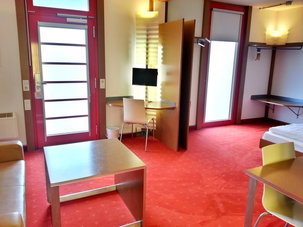 Orange Wings Krems Hotel Quarto foto
